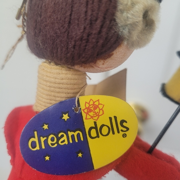 Preowned Vintage R. Dakin & Company Dream Dolls Caroler - Picture 8 of 13